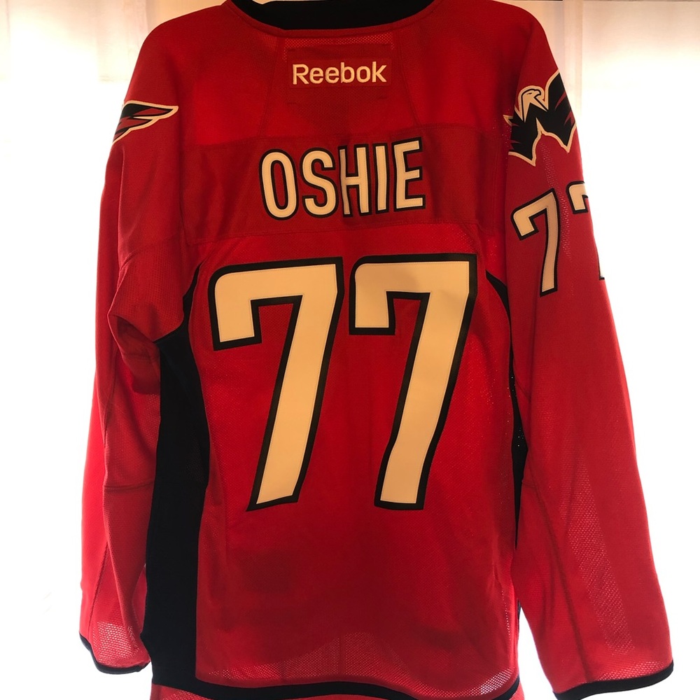 TJ Oshie Washington Capitals - Home Jersey Men’s Small